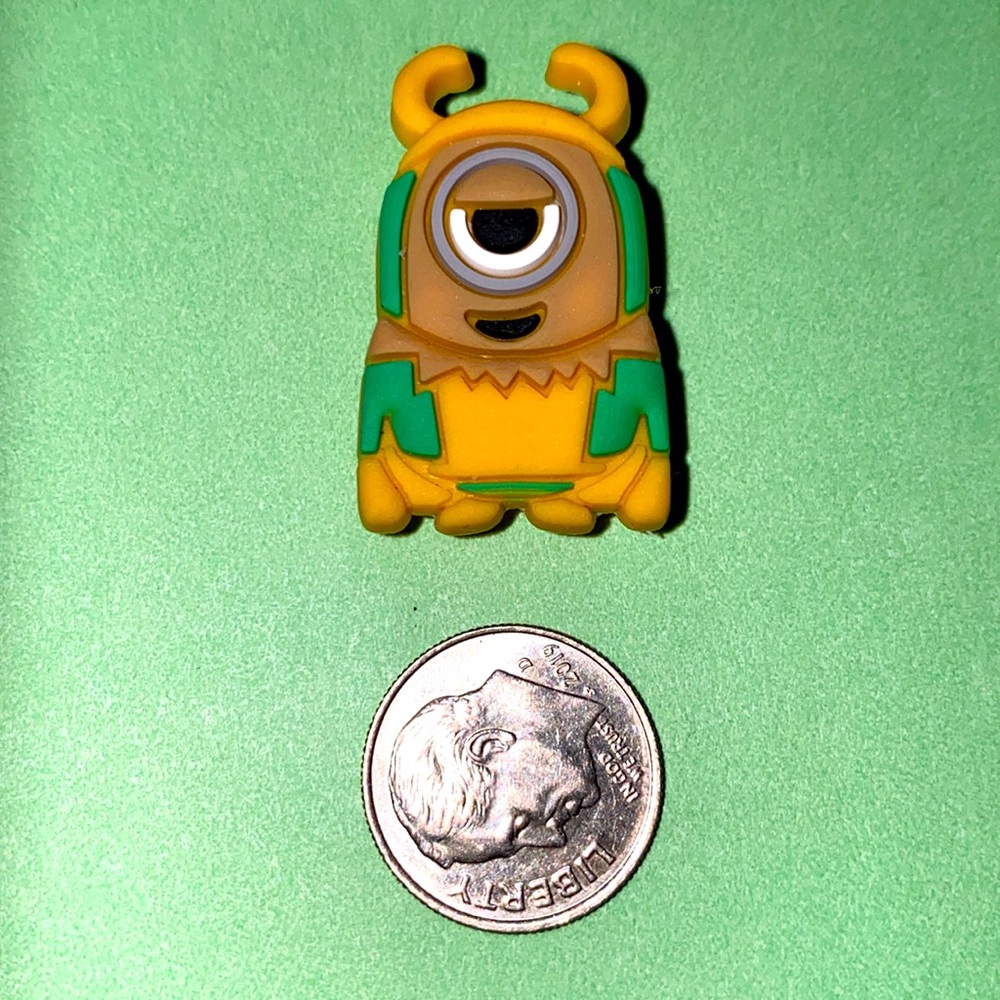 (10 for $15) Minions Croc Shoe Charms